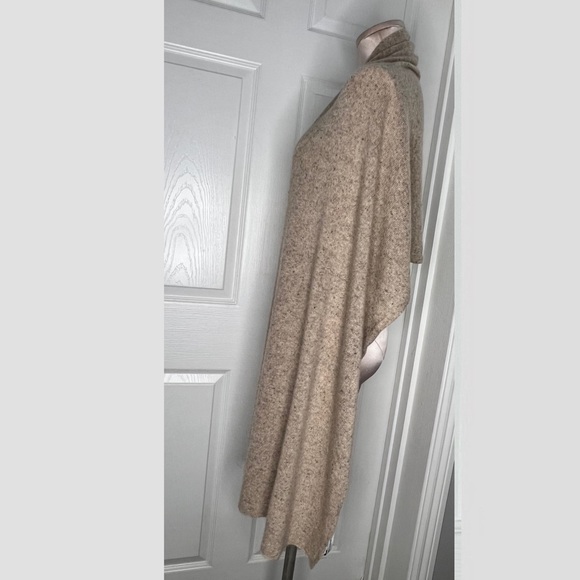 Autumn Cashmere Taupe Scarf Wrap Sz One Size - Picture 4 of 14
